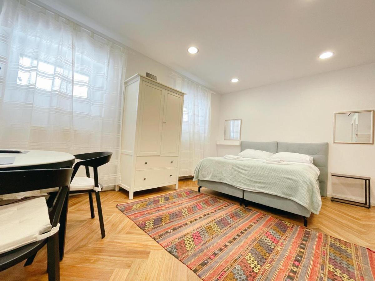 Candy Apartment